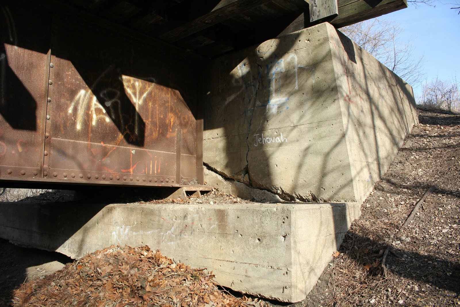 South abutment